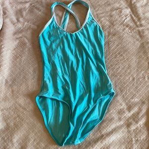 Used but in good condition, size small Yumiko